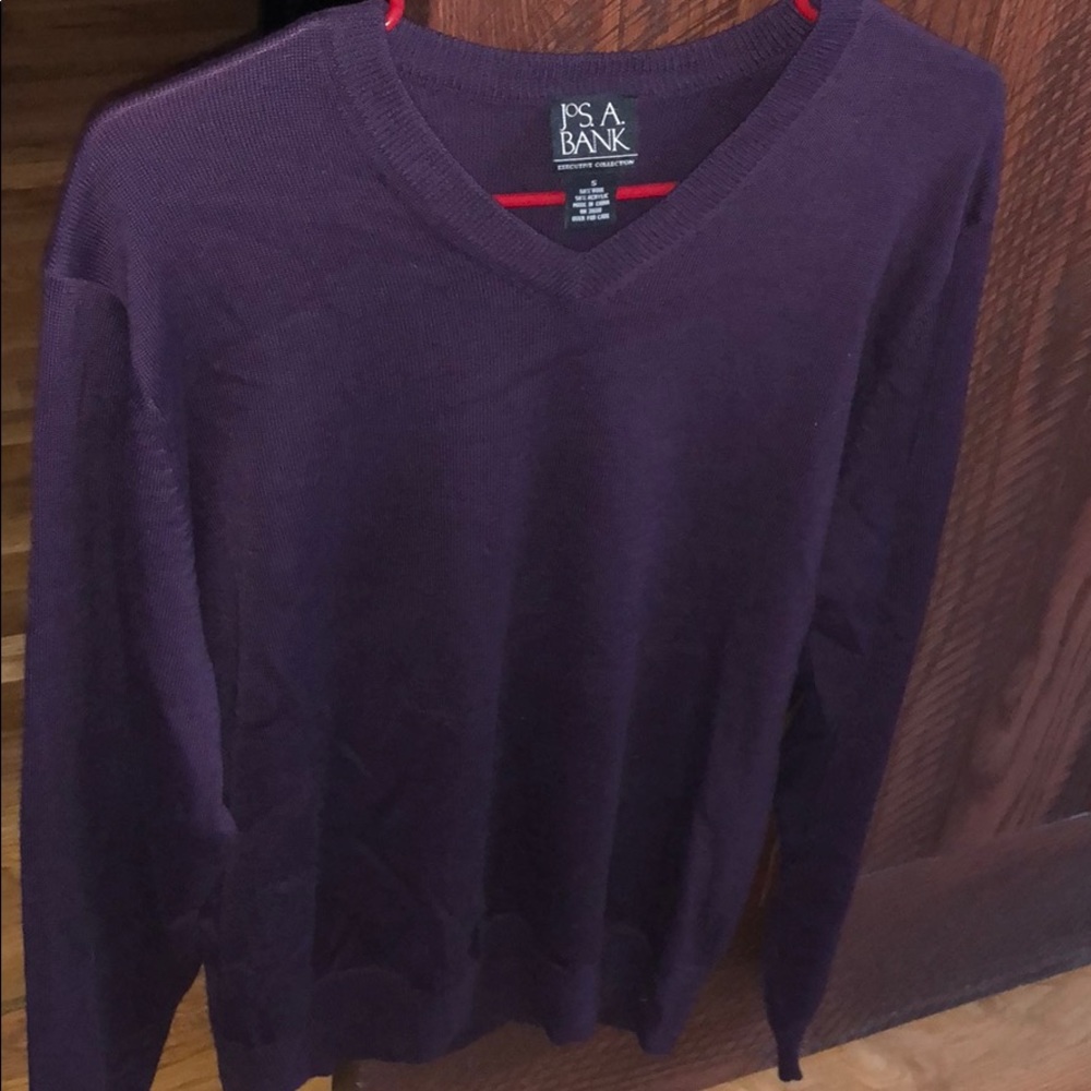 Jos A Bank V-Neck Wool Sweater